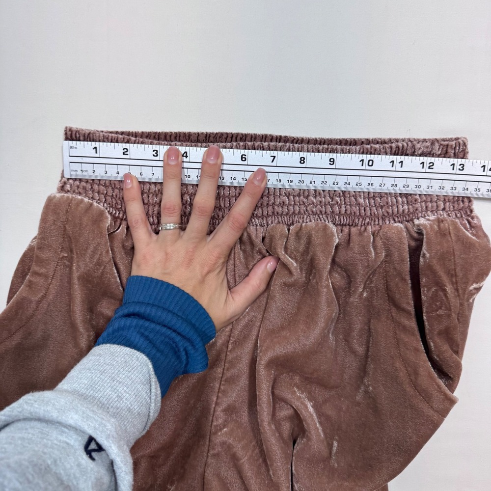 Anthropologie Gloria Velvet Jogger Pants Taupe Smocked Waist M Boho Athleisure - Picture 14 of 16